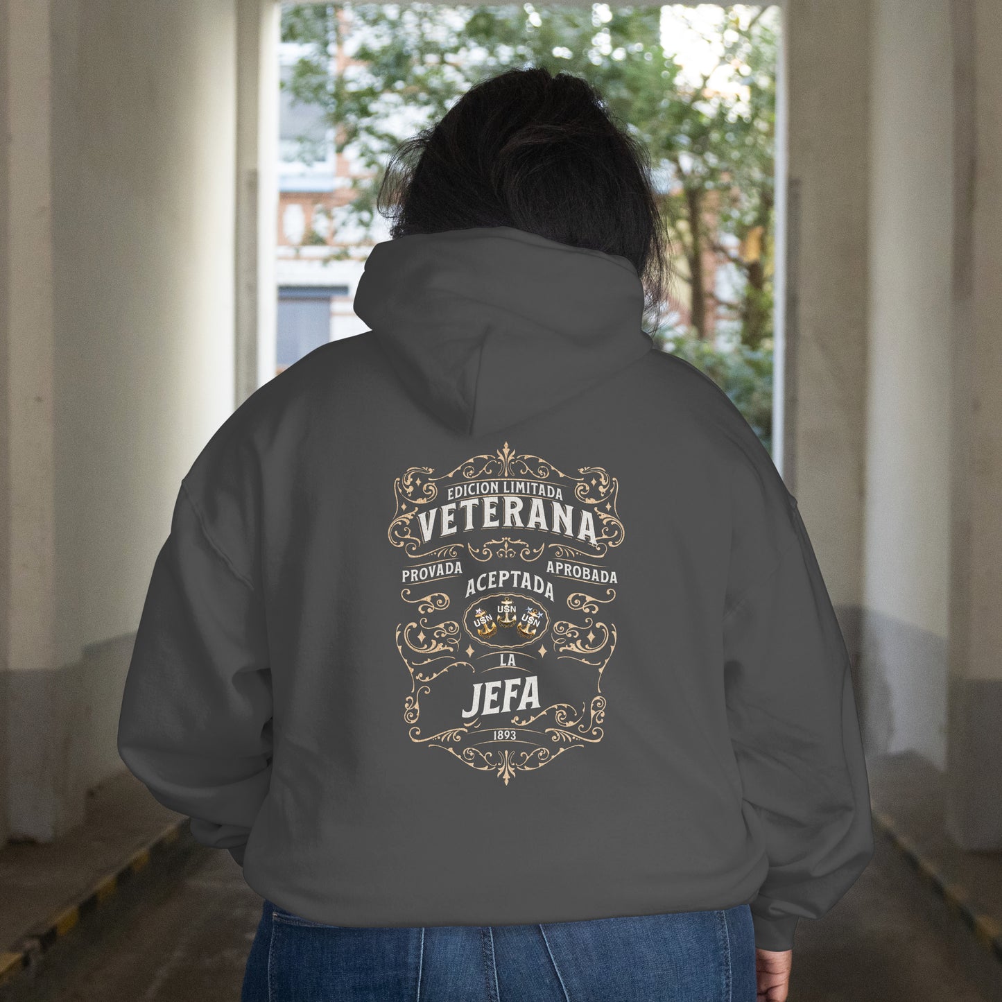 La jefa Veterana Hoodie